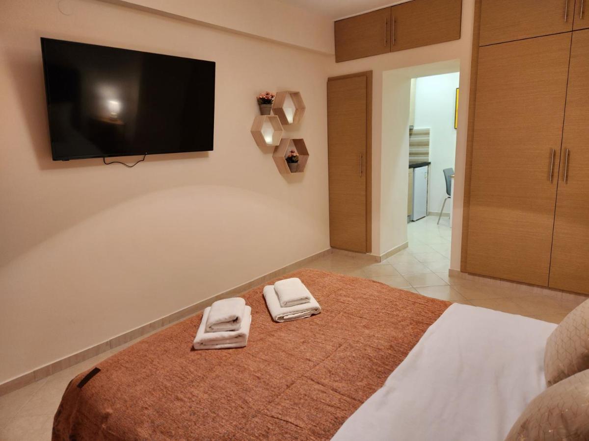 One-Bedroom Apartment,1330995812:JPEG